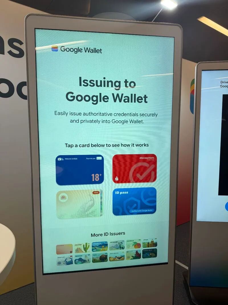 Écran de démonstration Google Wallet présentant notamment une preuve d’âge France Identité.